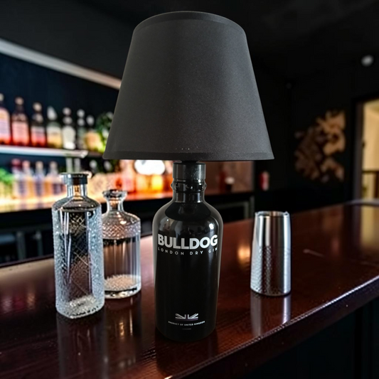 Lampada Bulldog Artigianale in Vetro Riciclato – Design Moderno