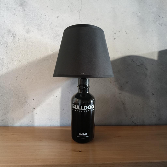 Lampada Bulldog Artigianale in Vetro Riciclato – Design Moderno